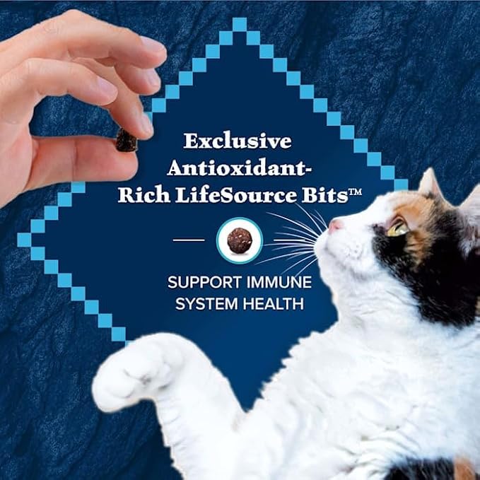 Blue Buffalo Wilderness High-Protein, Grain-Free Natural Dry Food for Adult Cats, Weight and Hairball Control, Chicken, 9.5-lb. Bag