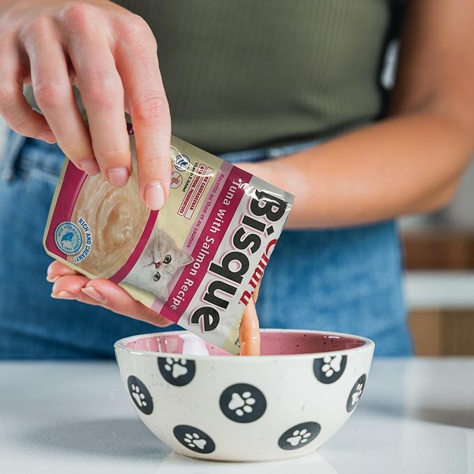 INABA Churu Bisque Indoor Care for Hairball Control for Cats, Creamy Lickable Purée Side Dish with Vitamin E, 1.05 Ounce Pouch, 15 Pouch, Chicken Recipe