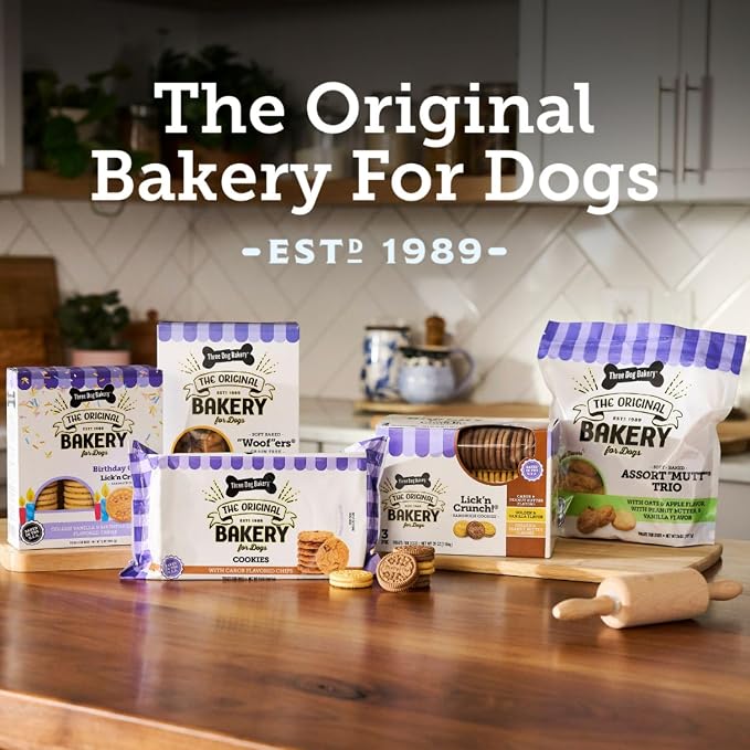 Three Dog Bakery Itty Bitty Bones Peanut Butter Dog Treats, 32oz - Crunchy Bones for Dog Training Treats, Real Peanut Butter Puppy Training Treats, Dog Bakery Treats