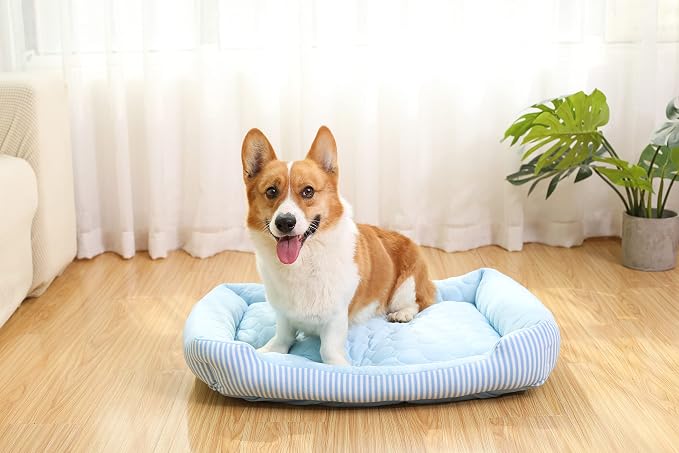 Cooling Dog Bed for Large Medium Small Dogs, Breathable Dog Cooling Mat with Self Cooling Ice Silk Fabric, Washable Summer Pet Bed for Indoor Outdoor, Blue Medium