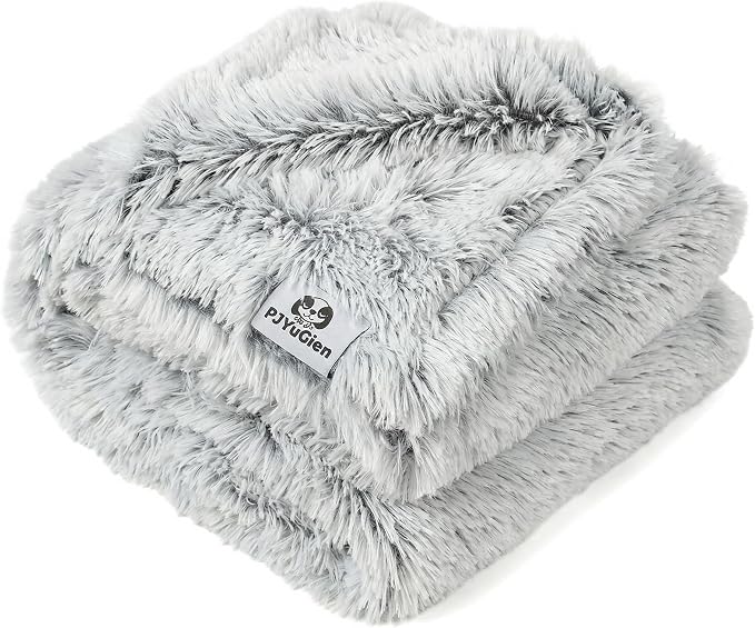 PJYuCien Dog Blanket for Dogs, Puppies and Pets, Lightweight & Portable Fluffy Fleece Throw, Super Soft Plush Cat Blanket for Couch/Car Seat/Furniture, Machine Washable, 16"x24", Grey