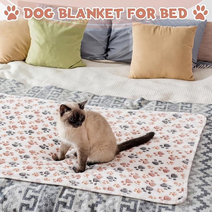Tegeme 12 Pcs Pet Blankets 41 x 30 Inch Soft Fluffy Fleece Dog Cat Warm Paw Print Pattern Blankets Flannel Throw for Pets Dog Puppy Cat(White, Gray)