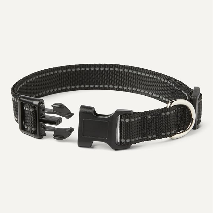 Amazon Basics Reflective Polyester Dog Collar, Adjustable Length 15"-23.5", 1.1" W, Quick-Release Buckle for Easy On/Off, Medium, Black