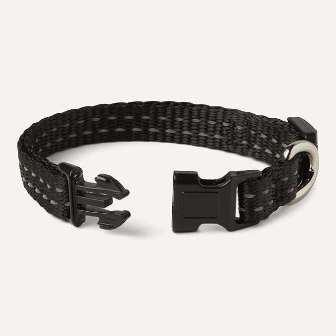 Amazon Basics Reflective Polyester Dog Collar, Adjustable Length 8.7"-13.5", 0.7" W, Quick-Release Buckle for Easy On/Off, Extra Small, Black