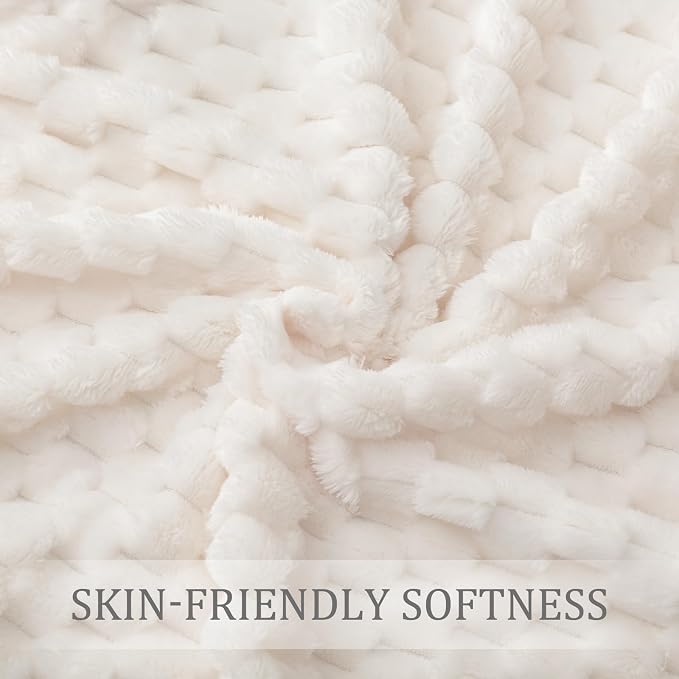 Exclusivo Mezcla Fleece California King Blanket for Bed, Oversized Fuzzy Ivory Bed Blankets, Soft Cozy Plush Sofa Throws for All Seasons, 120x120 Inches