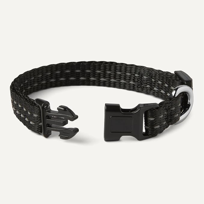 Amazon Basics Reflective Polyester Dog Collar, Adjustable Length 11.2"-16.9", 0.9" W, Quick-Release Buckle for Easy On/Off, Small, Black