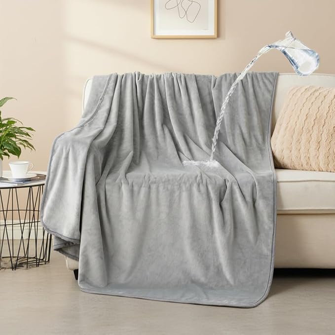 Waterproof Dog Blankets, 30"x40" Cat Blanket for Indoor Cats, Soft Fluffy Sofa Car Bed Protector, Reversible Leakproof Flannel Puppy Blanket for Small Medium Dogs(Light Grey)