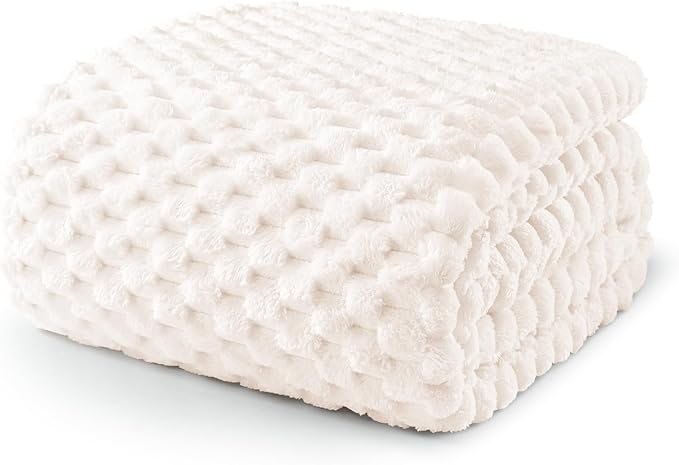 Exclusivo Mezcla Fleece California King Blanket for Bed, Oversized Fuzzy Ivory Bed Blankets, Soft Cozy Plush Sofa Throws for All Seasons, 120x120 Inches