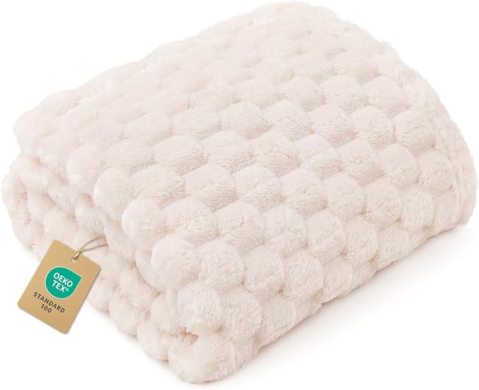 Luciphia Soft 300GSM Fleece Pet Blanket for Small Medium Large Dogs Washable 3D Textured Flannel Cat Puppy Decorative Furniture Protector Throw Durable White, M(30''x20'')