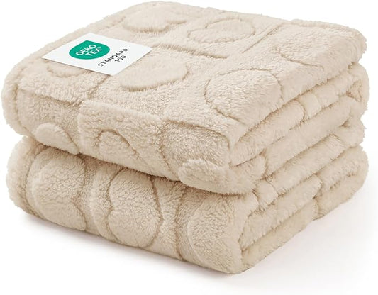 Luciphia 1 Pack 2 Small Dog Blanket Washable Pet Bed Cover Soft Fluffy Puppy Blanket with Premium Fleece 300GSM Cozy Calming Cat Blankets for Indoor Cats Beige 57x40 inch