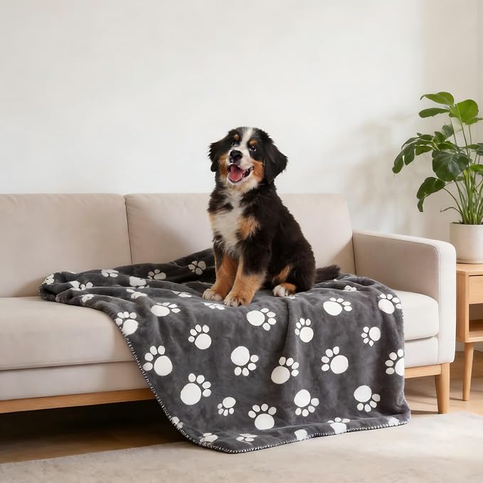 Kritter Planet Waterproof Pet Blanket - Soft Sherpa Dog Blanket, Washable Leakproof Blanket for Pets, Waterproof Pad for Dogs & Cats
