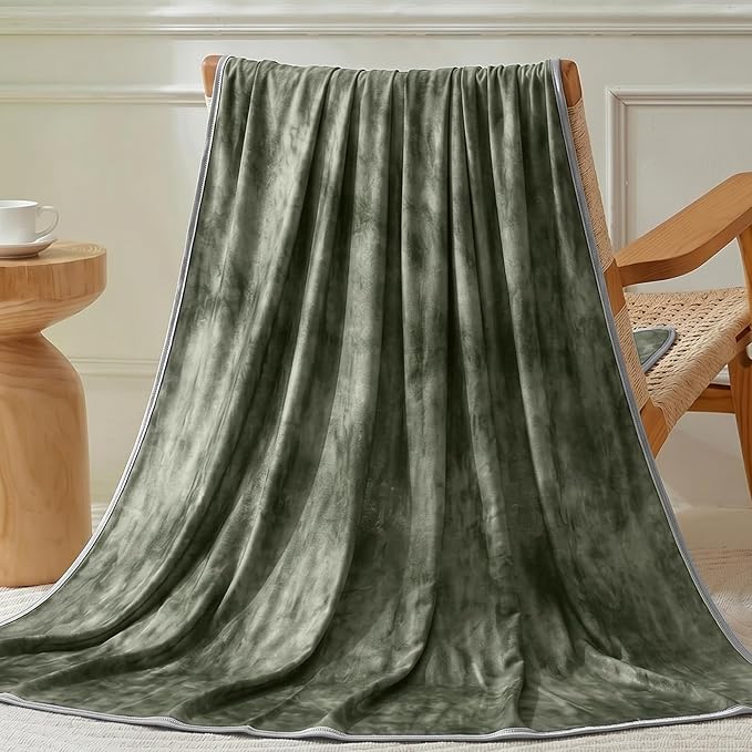 Guohaoi Cooling Throw Blanket for Hot Sleepers, Full Size 60''×90'' Lightweight Breathable Summer Bed Blanket for Couch, Arc-Chill Q-Max >0.5 Cool Fiber,Lightweight Tie Dye Blanket Green