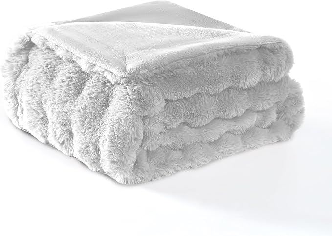 Modern Threads Water-Resistant Faux Rabbit Fur Pet Blanket for Dogs & Cats – Ultra-Soft Couch, Bed & Crate Protector, 30x40 Light Grey