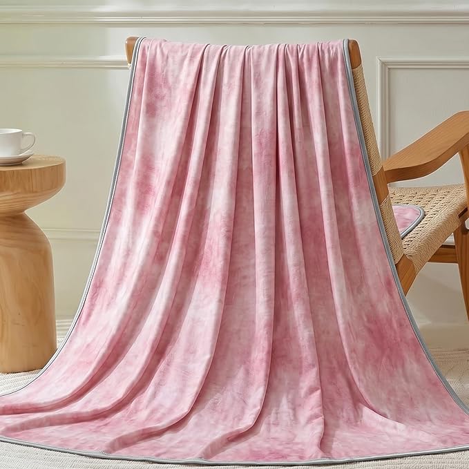 Guohaoi Cooling Throw Blanket for Hot Sleepers, Twin Size 50''×70'' Lightweight Breathable Summer Bed Blanket for Couch, Arc-Chill Q-Max >0.5 Cool Fiber, Lightweight Blanket Pink