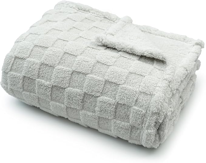 Americanflat 50x60 Jacquard Fleece Throw Blanket - Soft and Breathable Throw Blanket for Couch, Bed, Chair - Fleece Blankets Perfect for Home, Bedroom, or Outdoor Use - Checkered Design in Light Gray