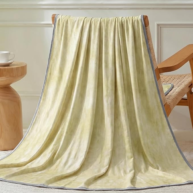 Guohaoi Cooling Throw Blanket for Hot Sleepers, Twin Size 80''×90'' Lightweight Breathable Summer Bed Blanket for Couch, Arc-Chill Q-Max >0.5 Cool Fiber, Lightweight Blanket Yellow