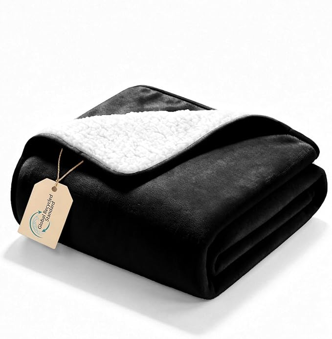 gogobunny Waterproof Bed Blanket, Reversible Sherpa Fleece Throw Blanket for Dog Puppy Cat, Furniture Cover Protects Bed Couch Sofa from Liquid Pee and Pet Fur (Black, 25x35 inches)