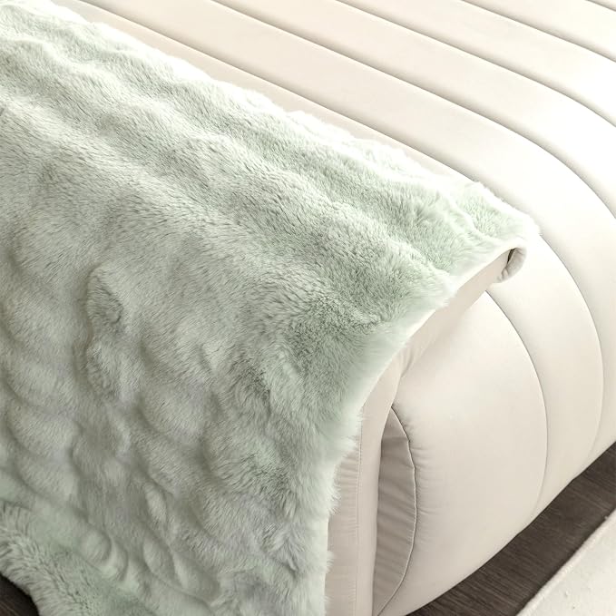Faux Fur Couch Cover, Soft Warm Plush Sofa Couch Cover, Non Slip Sectional Sofa Slipcovers, Washable Furniture Protector for Kids, Dogs, L Shaped Armrest Backrest Covers(Green, 36"×36")