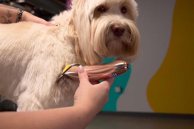 Wahl Pro Animal Motiva2 - Professional Pet Clipper for Dogs, Cats & Horses - Cordless - Digital Display with LED Indicator - Comfortable Grip - Easy to Carry & Travel Lock - Petite Orchid