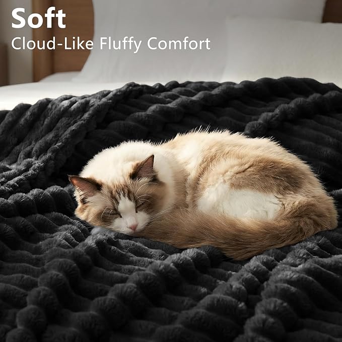 HIMEET Fleece Black Full Size Blanket for Bed - 300GSM Ribbed Soft Cozy Bedding Blanket, New Home Birthday Gifts for Women Men Teens, College Dorm Essentials Bedroom Decor Throws, 84x90 Inches
