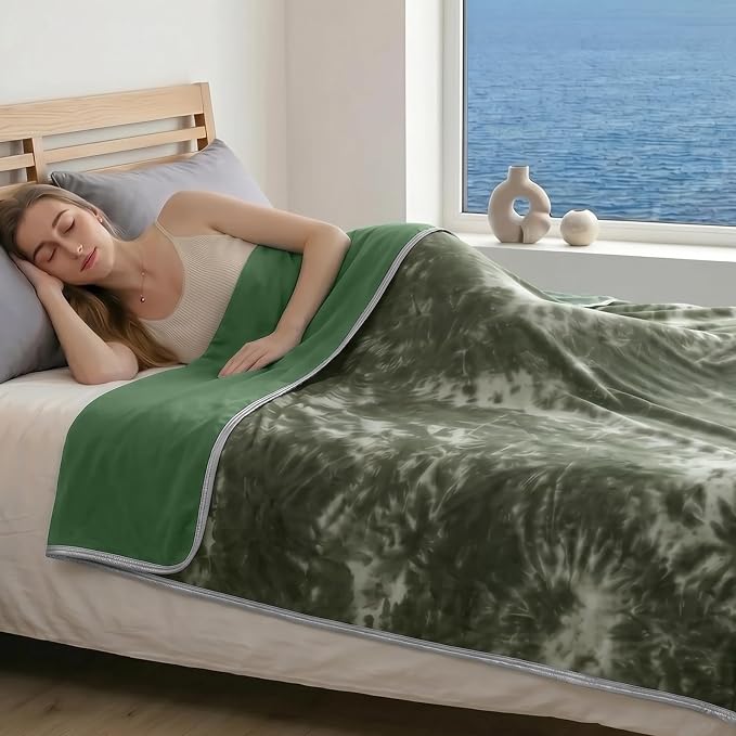 Guohaoi Cooling Throw Blanket for Hot Sleepers, King Size 90''×108'' Lightweight Breathable Summer Bed Blanket for Couch, Arc-Chill Q-Max >0.5 Cool Fiber,Lightweight Tie Dye Blanket Green