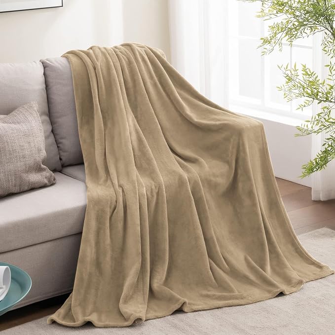BEDELITE Fleece Blanket Camel Throw Blankets for Couch & Bed, Luxury Plush Cozy Fuzzy Blanket 50x60 inches, Super Soft Warm Lightweight Throw Blanket for Travel Camping