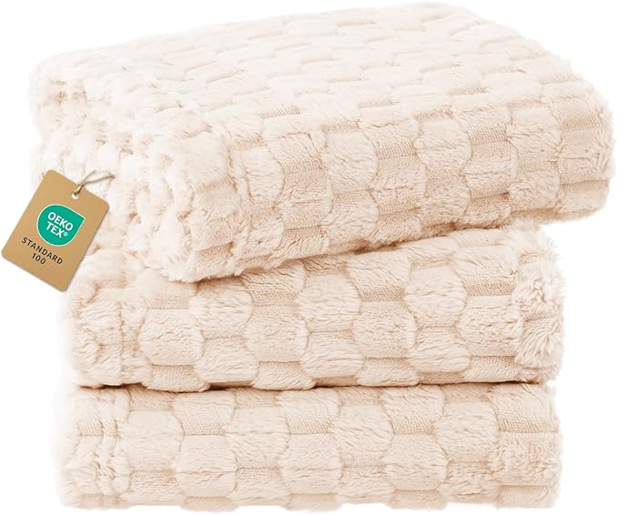 Luciphia 300GSM Fleece Dog Blanket for Small Medium Large Dogs 3D Jacquard 1 Pack 3 Flannel Puppy Cat Pet Throw Blankets Soft Washable Decorative Furniture Protect Pcs3-White, S(23''x16'')