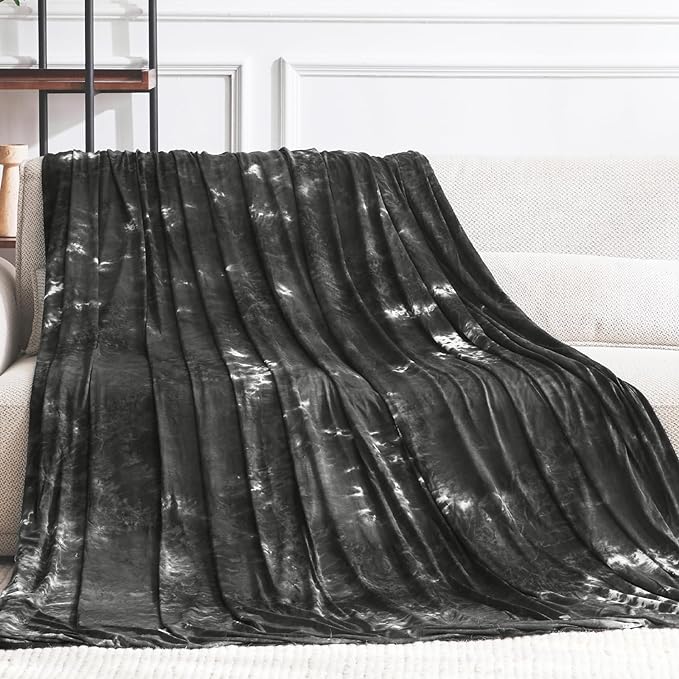 Guohaoi Cooling Throw Blanket for Hot Sleepers, King Size 90''×108'' Lightweight Breathable Summer Bed Blanket for Couch, Arc-Chill Q-Max >0.5 Cool Fiber,Lightweight Tie Dye Blanket Black