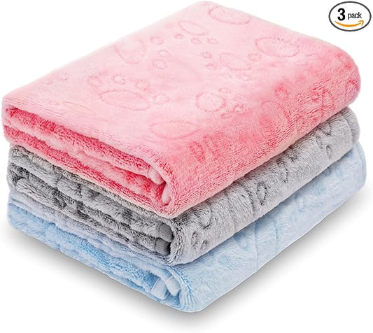 LeapSheep Pet Blankets for Dogs Cats - 3Pack Heart Pattern Super Soft Fluffy Dog Blankets for Small Medium Large Doggy Kitten (Light, Medium)