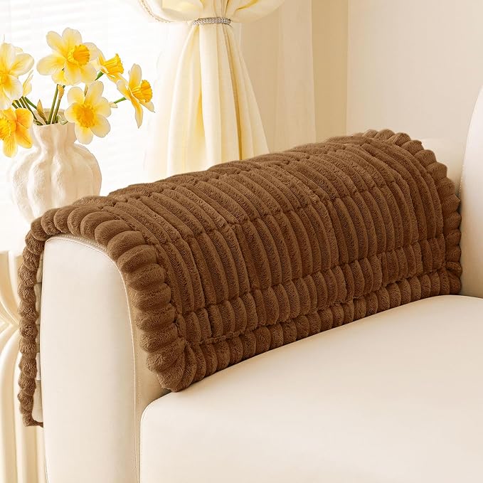 Smiry Couch Cover for Dogs, Non Slip Washable Sofa Protector for Pets, Soft Furniture Cover for Pet, Stylish Sofa Covers, Cozy Protect Against Fur, Dirt & Everyday Messes (Brown, 27.6" x 27.6")