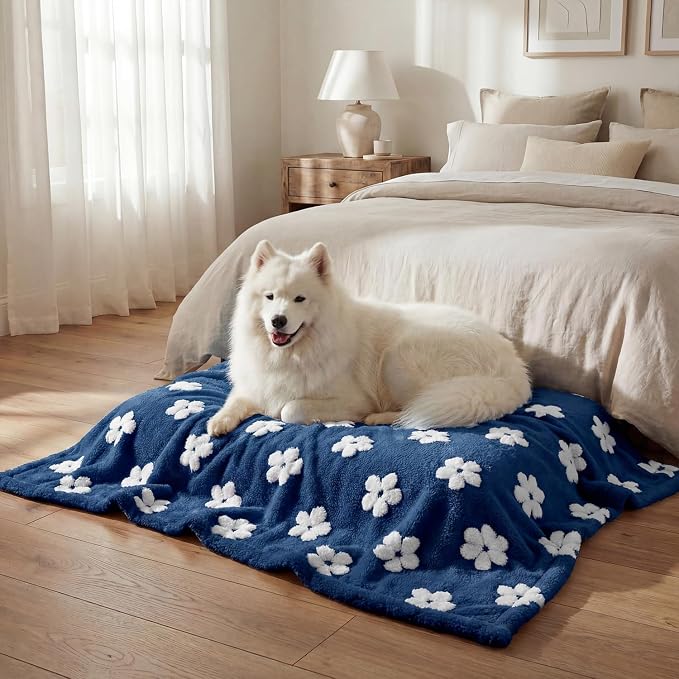 Horaldaily Pets Flannel Blanket, Navy Blue Flowers 3D Textured Soft Fuzzy Fluffy Plush Cozy Fleece Premium Blankets for Dog Cat Puppy Kitten Couch Protection, 16x23