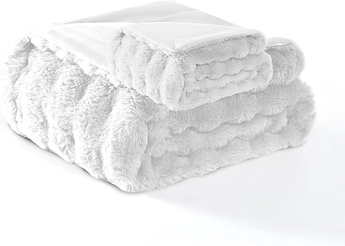 Modern Threads Water-Resistant Faux Rabbit Fur Pet Blanket for Dogs & Cats – Ultra-Soft Couch, Bed & Crate Protector, 30x40 White