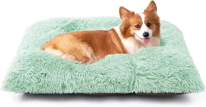 EHEYCIGA Fluffy Dog Crate Bed for Large Dogs, Plush Faux Fur Crate Pad, Calming Anti Anxiety Large Dog Bed, Washable Soft Warm Mat with Non-Slip Bottom, Apple Green