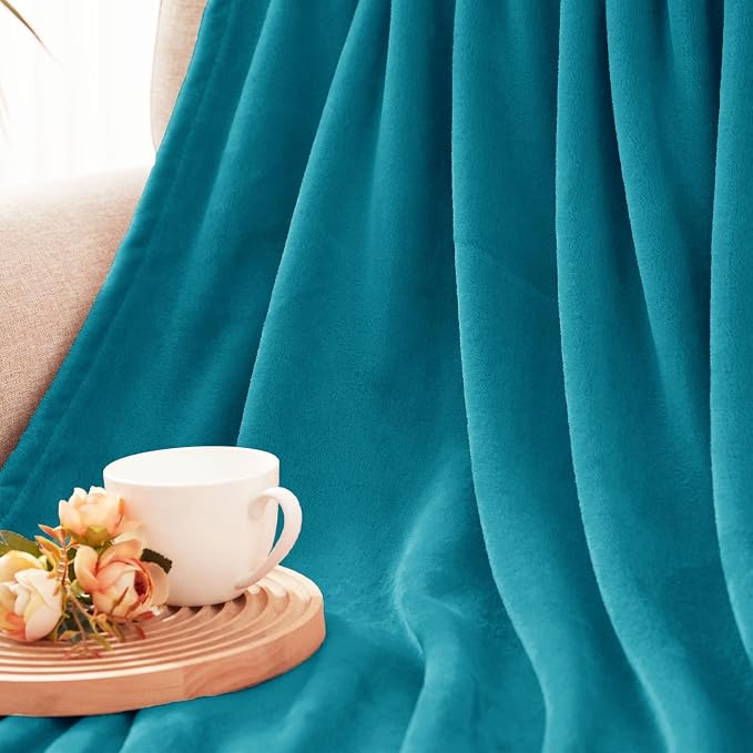 Exclusivo Mezcla Fleece Blanket Twin Size for Bed, Super Soft and Warm, All Season, Cozy, Plush, Lightweight, 90x66 Inches, Teal