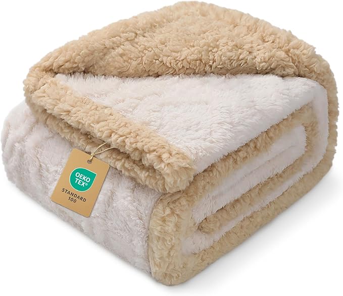Waterproof Pet Blanket, Liquid Pee Proof Dog Blanket for Sofa Bed Couch, Reversible Sherpa Fleece Furniture Protector Cover for Small Medium Large Dogs Cats, Beige-thicken Queen Size（90" x 82"）