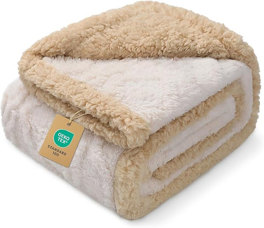 Waterproof Pet Blanket, Liquid Pee Proof Dog Blanket for Sofa Bed Couch, Reversible Sherpa Fleece Furniture Protector Cover for Small Medium Large Dogs Cats, Beige-thicken Queen Size（90" x 82"）