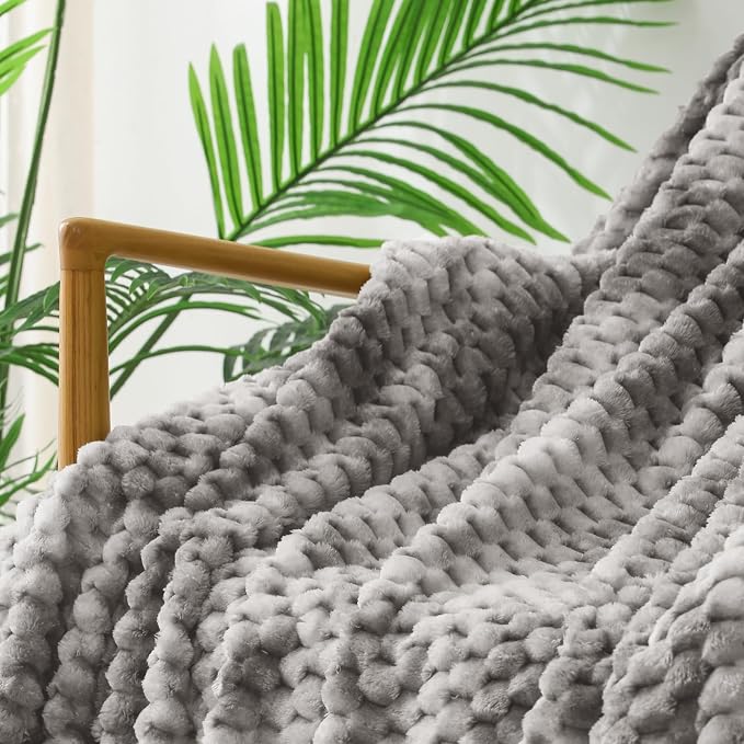 Exclusivo Mezcla Fleece Twin Blanket for Bed, Extra Large Fuzzy Tie-dye Grey Bed Blankets, Soft Cozy Plush Sofa Throws for All Seasons, 90x66 Inches