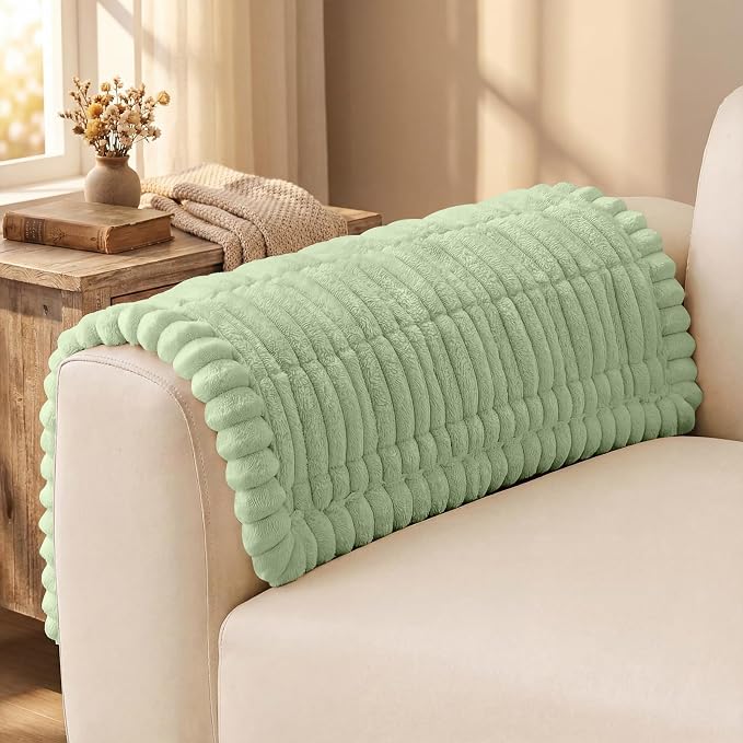 decorUhome Couch Cover for Dogs, Non-Slip Fuzzy Pet Sofa Cover for Seat, Backrest & Armrest, Soft Washable Pet-Friendly Sofa Protector, Green, 27.6" x 27.6"