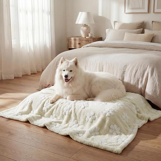 Horaldaily Pets Flannel Blanket, Beige Flowers 3D Textured Soft Fuzzy Fluffy Plush Cozy Fleece Premium Blankets for Dog Cat Puppy Kitten Couch Protection, 16x23