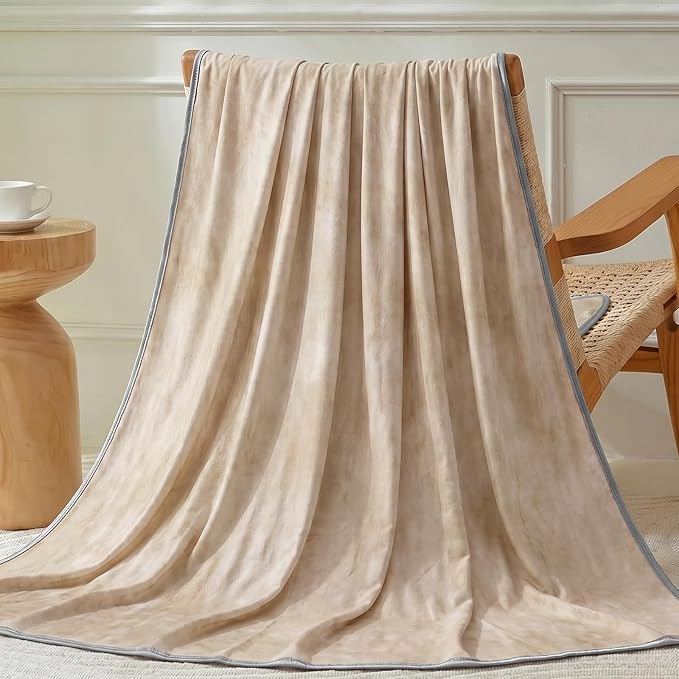 Guohaoi Cooling Throw Blanket for Hot Sleepers, Twin Size 90''×108'' Lightweight Breathable Summer Bed Blanket for Couch, Arc-Chill Q-Max >0.5 Cool Fiber, Lightweight Blanket Light Brown