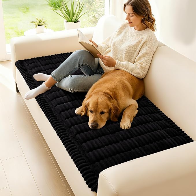 hyha Couch Cover for Dogs Washable, Non Slip Thick Flannel Sofa Protector, Pet Friendly Plush Furniture Cover for Sectional Sofa & Loveseat (Black, 27.6" x 59")