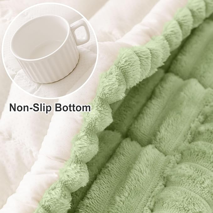 hyha Couch Cover for Dogs Washable, Non Slip Thick Flannel Sofa Protector, Pet Friendly Plush Furniture Cover for Sectional Sofa & Loveseat (Green, 27.6" x 27.6")