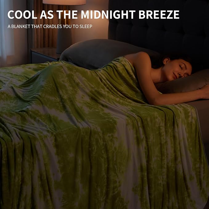 Guohaoi Cooling Throw Blanket for Hot Sleepers, Queen Size 90''×90'' Lightweight Breathable Summer Bed Blanket for Couch, Arc-Chill Q-Max >0.5 Cool Fiber,Lightweight Tie Dye Blanket Light Green