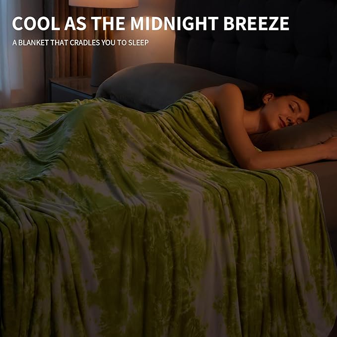 Guohaoi Cooling Throw Blanket for Hot Sleepers, King Size 90''×108'' Lightweight Breathable Summer Bed Blanket for Couch, Arc-Chill Q-Max >0.5 Cool Fiber,Lightweight Tie Dye Blanket Light Green
