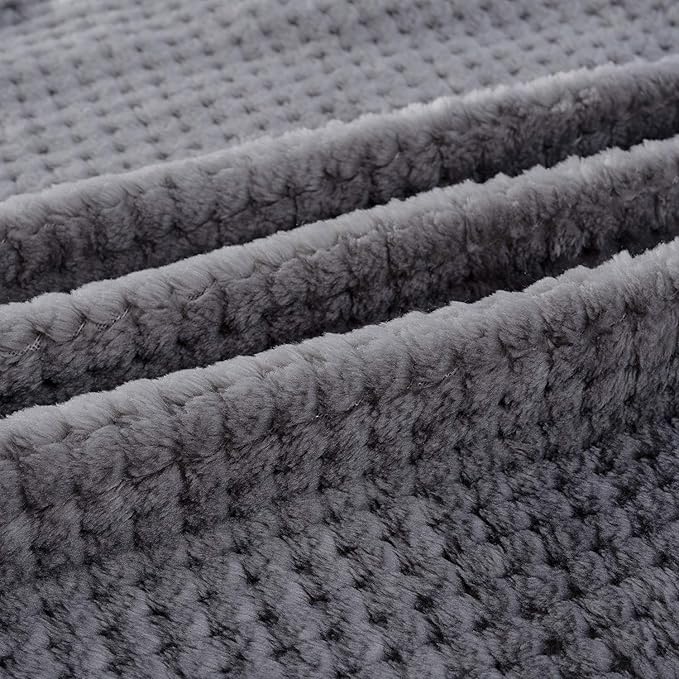 Warm Soft Fuzzy Dog or Cat Blanket, Plush Fleece Throws for Bed, Couch, Sofa, Travel (M/32" x 40", Grey)