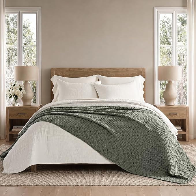 EVERGRACEHOME Chunky Polyester Knit Throw Blanket for Couch, Soft Luxurious Oversized King Moss Stitch Blanket for Bed, Large Cozy Farmhouse Knitted Throw for Sofa, Dried Thyme, 108" x 92"