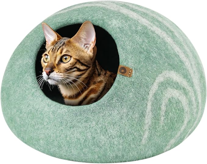 MEOWFIA Cat Cave – Premium Felt Cat Enclosure for Indoor Cats, Handmade Merino Wool (Pistachio, Medium)