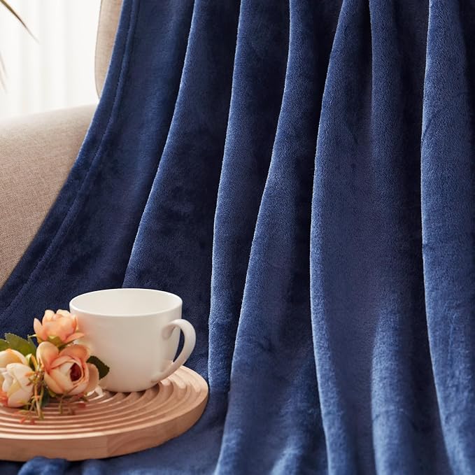 Exclusivo Mezcla Fleece Blankets Queen Size for Bed, Super Soft and Warm, All Season, Cozy, Plush, Lightweight, 90x90 Inches, Navy Blue