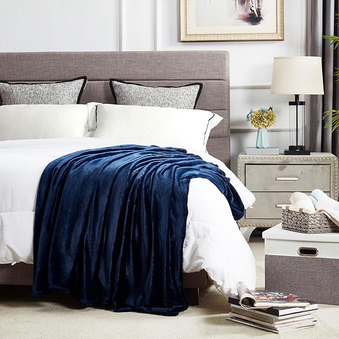 DREAMNINE Extra Large Soft Comfy Fluffy Fleece Bed Blanket Full Size 80" x 90", Luxury Decorative Fuzzy Blanket for Women Girl, Big Cozy Shaggy Warm Flannel Blankets for Winter Autumn Pets, Navy Blue