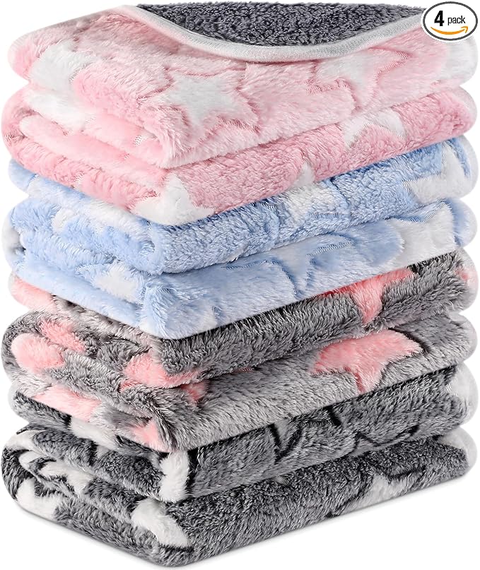 Reginary 4 Pcs Waterproof Guinea Pig Blankets Washable Small Animal Fleece Bedding Absorbent Guinea Pig Cage Liners Reusable Training Pee Pad Pet Sleep Mat for Hamster(Cute Star Pattern,24 x 47 Inch)